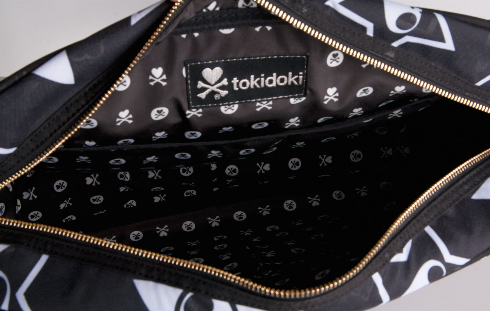 Tokidoki Black Laureando Stella Nera Adios Star Messenger Diaper Bag-4704